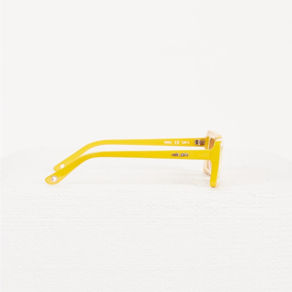 Hera Sunglasses | Canary - Picture 4 of 8